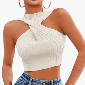 Sleeveless Halter Twist Front Crop Top